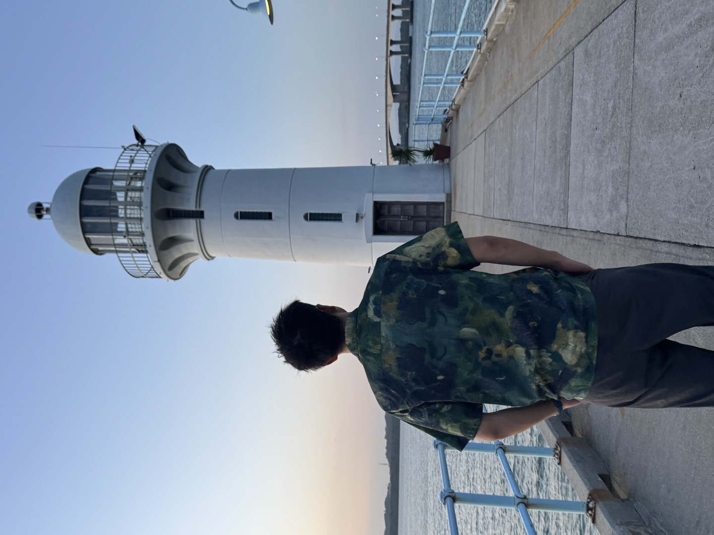 海边灯塔